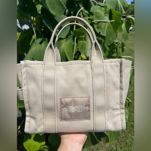 Marc Jacobs Small Tote Bag Beige - Picture 13 of 13